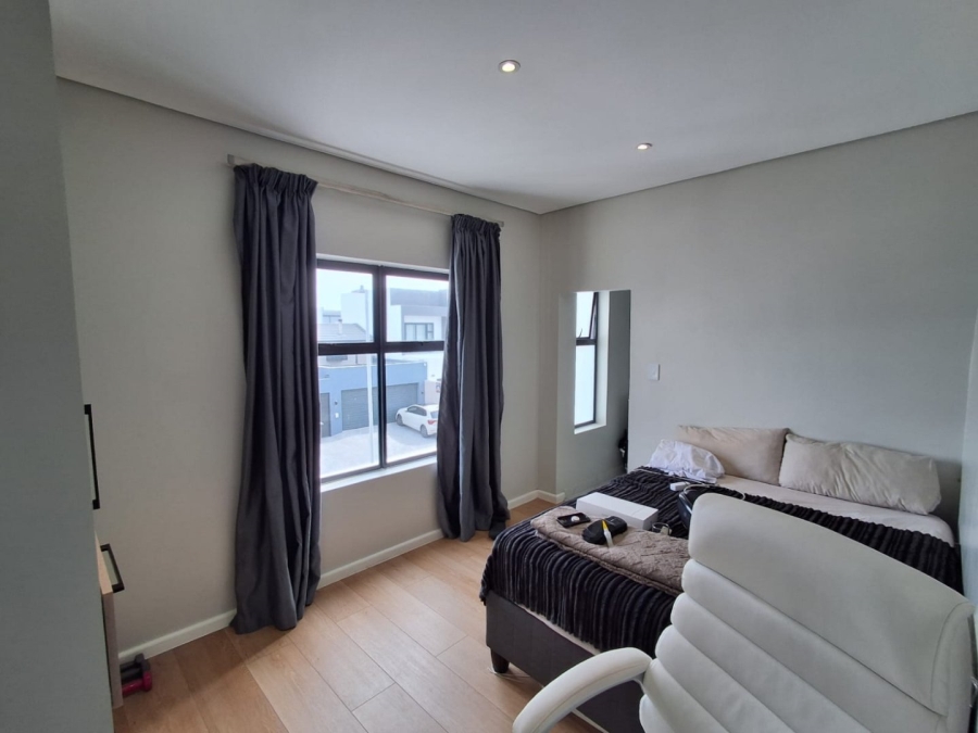 4 Bedroom Property for Sale in Sandown Western Cape
